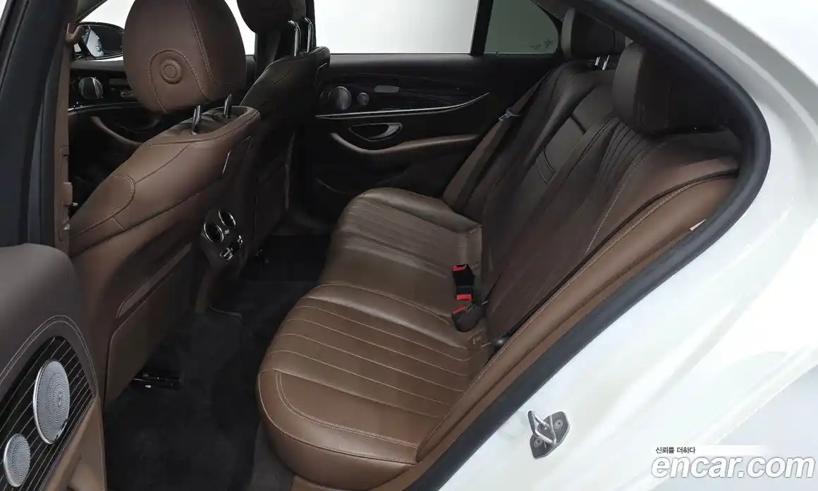 Mercedes-Benz E-Class 2018 3.0 автомат (гидро), фото 17