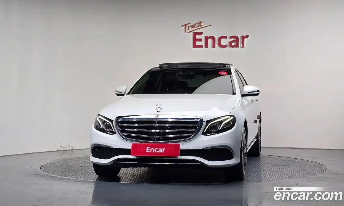 Mercedes-Benz E-Class 2018 3.0 автомат (гидро), фото 3