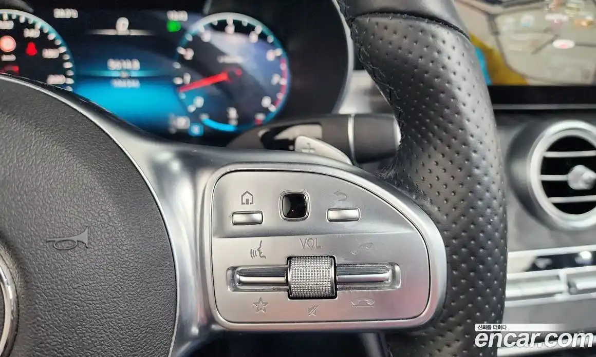 Mercedes-Benz C-Class 2022 2.0 гидро, фото 22