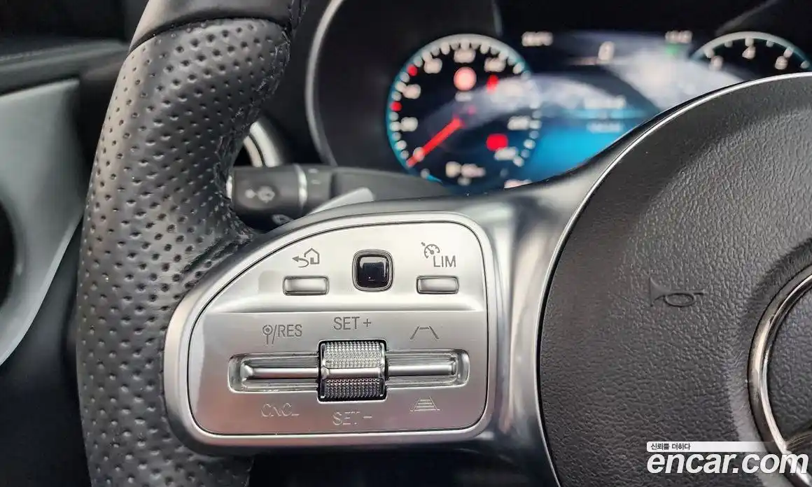 Mercedes-Benz C-Class 2022 2.0 гидро, фото 23