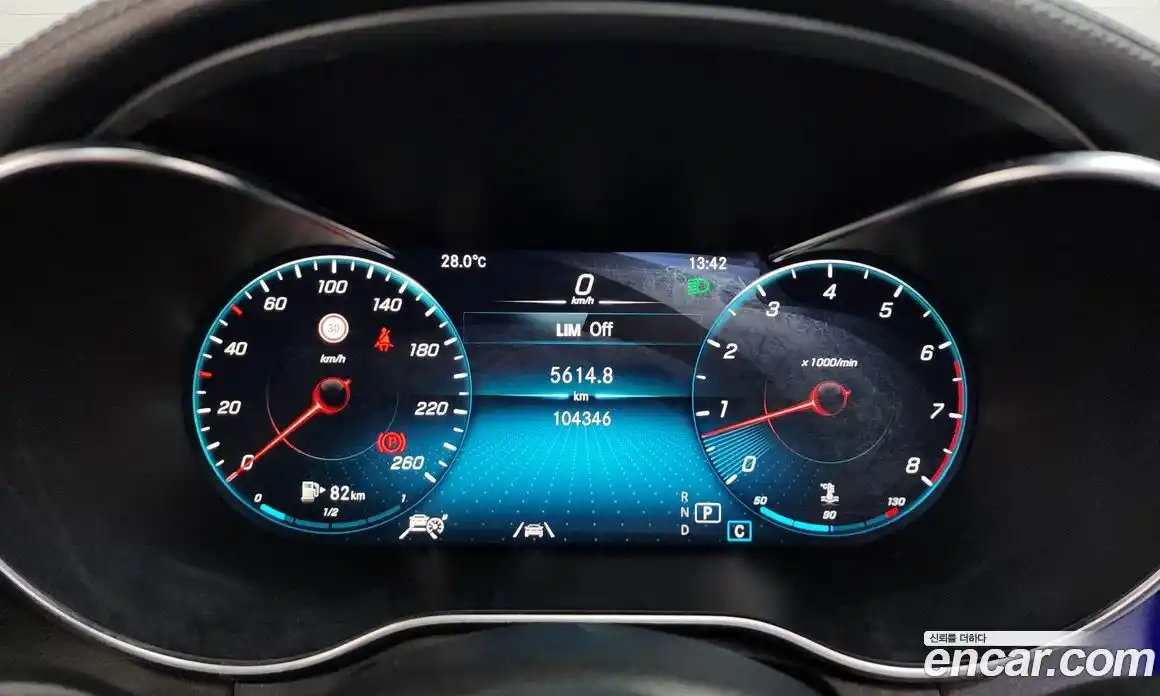 Mercedes-Benz C-Class 2022 2.0 гидро, фото 10