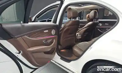 Mercedes-Benz E-Class 2016 2.0 автомат (гидро), миниатюра 12