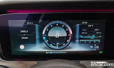 Mercedes-Benz E-Class 2016 2.0 автомат (гидро), миниатюра 8