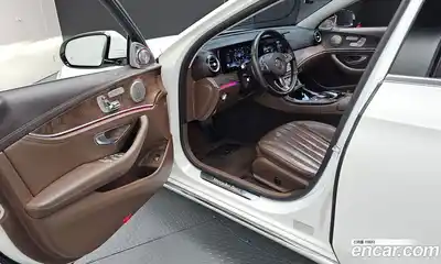 Mercedes-Benz E-Class 2016 2.0 автомат (гидро), миниатюра 10