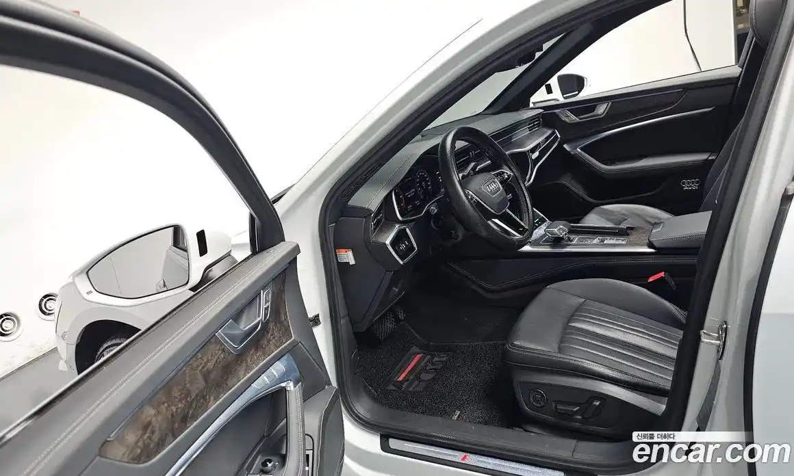 Audi A6 2021 3.0 автомат (гидро), фото 12