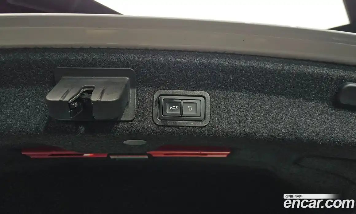 Audi A6 2021 3.0 автомат (гидро), фото 26
