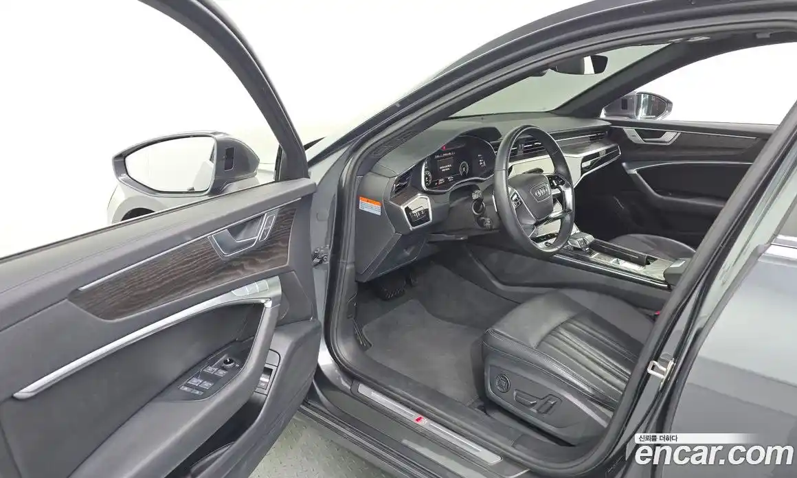 Audi A6 2022 2.0 автомат (гидро), фото 13