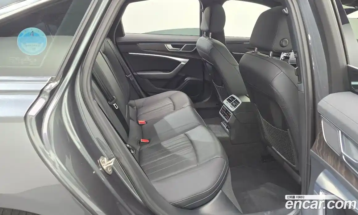 Audi A6 2022 2.0 автомат (гидро), фото 26