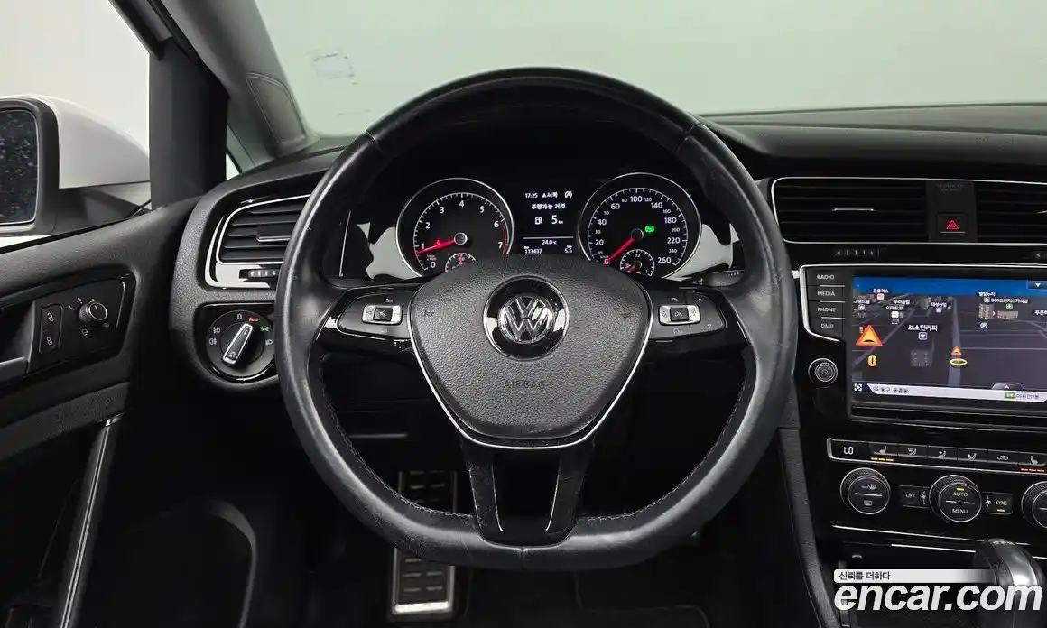 Volkswagen Golf 2015 1.4 автомат (гидро), фото 13