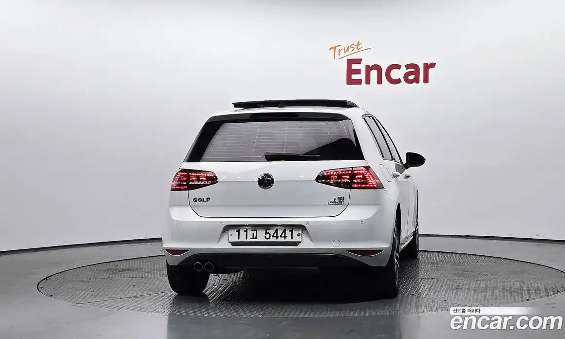 Volkswagen Golf 2015 1.4 автомат (гидро), фото 4
