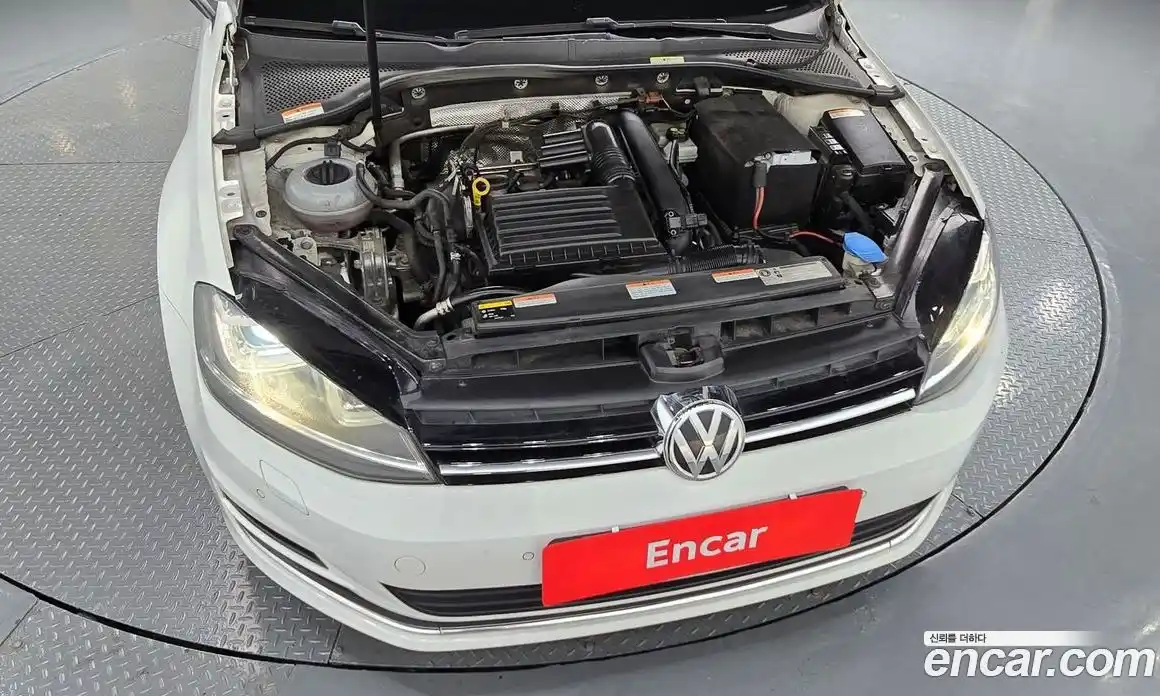 Volkswagen Golf 2015 1.4 автомат (гидро), фото 6