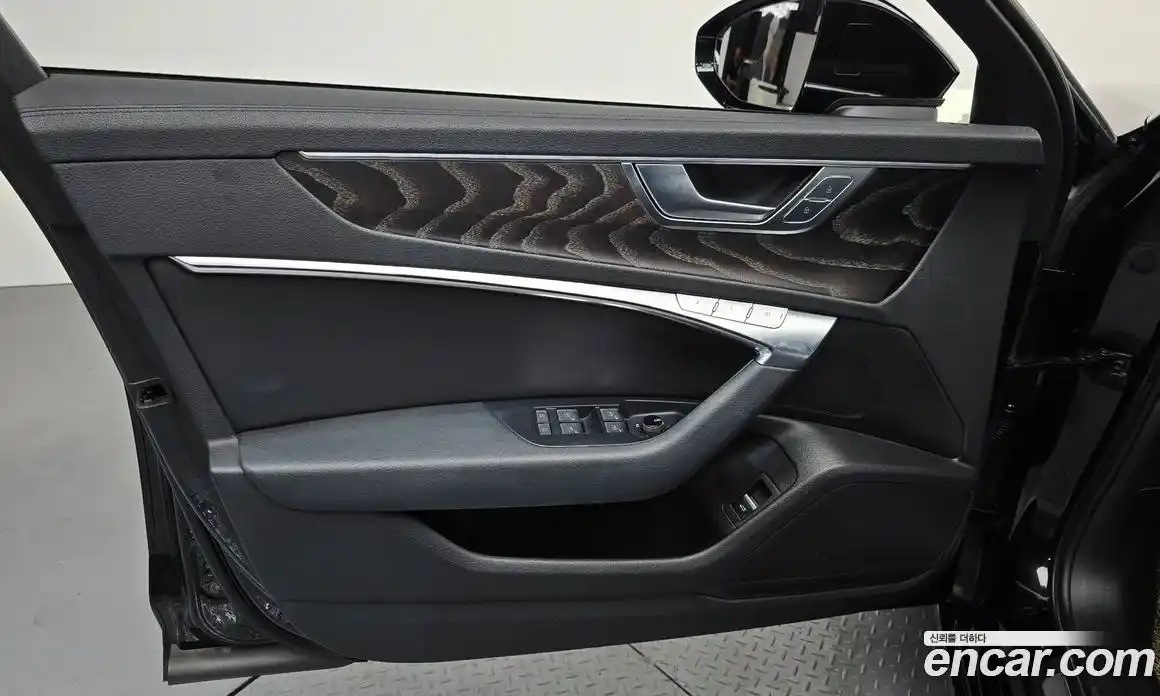 Audi A6 2020 2.0 автомат (гидро), фото 14