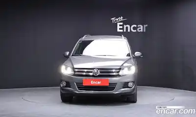 Volkswagen Tiguan 2015 2.0 автомат (гидро), миниатюра 3