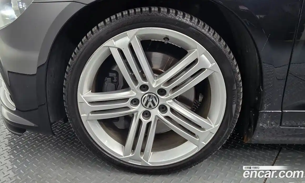 Volkswagen Scirocco 2013 2.0 автомат (гидро), фото 5