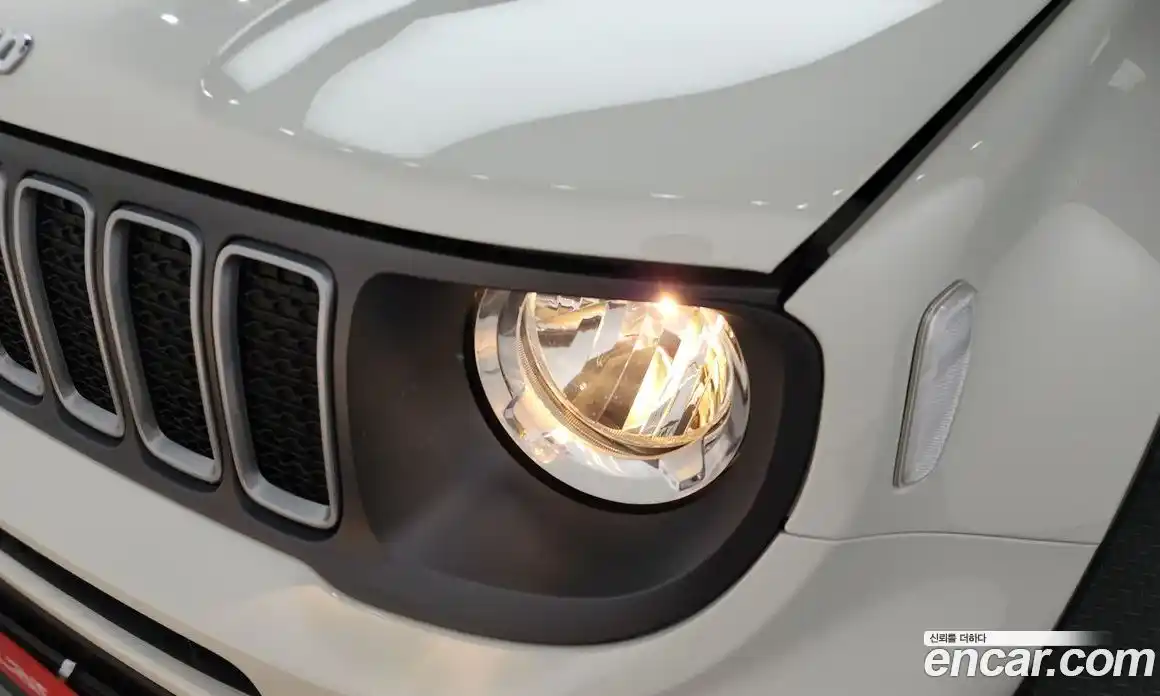Jeep Renegade 2022 1.3 автомат (гидро), фото 8