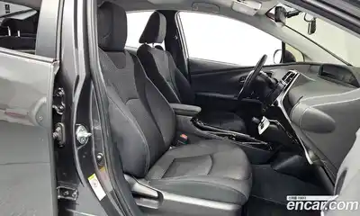 Toyota Prius 2018 1.8 автомат (гидро), миниатюра 11 Toyota Prius 2018 1.8 автомат (гидро), миниатюра 11
