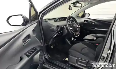 Toyota Prius 2018 1.8 автомат (гидро), миниатюра 10 Toyota Prius 2018 1.8 автомат (гидро), миниатюра 10