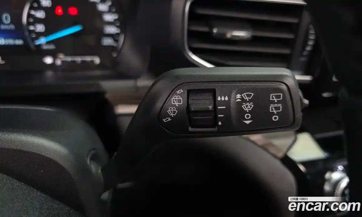 Ford Explorer 2022 2.3 автомат (гидро), фото 29