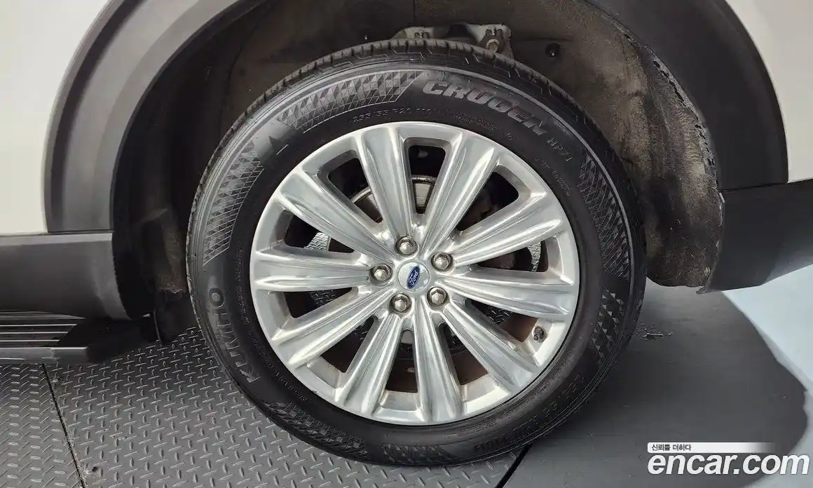 Ford Explorer 2020 2.3 автомат (гидро), фото 7