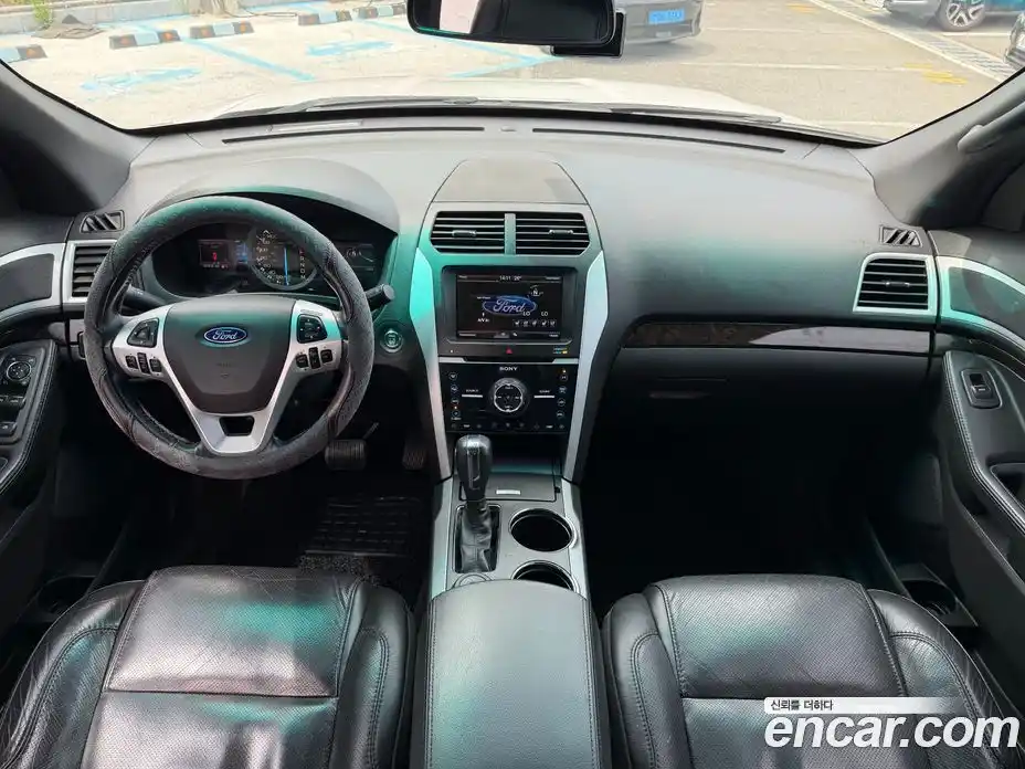 Ford Explorer 2013 3.5 автомат (гидро), фото 7