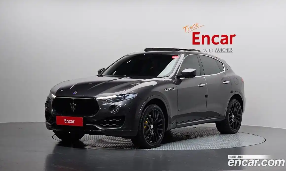 Maserati Levante 2016 3.0 автомат (гидро), фото 1 Maserati Levante 2016 3.0 автомат (гидро), фото 1