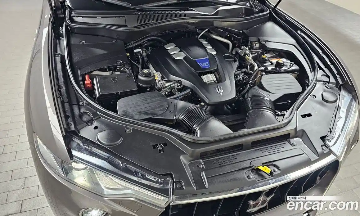 Maserati Levante 2016 3.0 автомат (гидро), фото 6 Maserati Levante 2016 3.0 автомат (гидро), фото 6