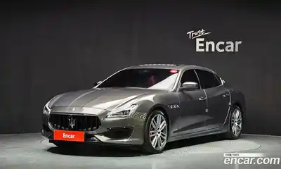 Maserati Quattroporte, 2018, 99 933 км