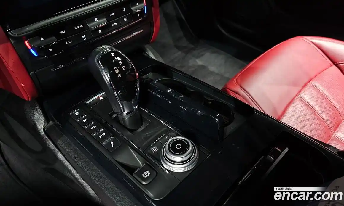 Maserati Quattroporte 2018 3.0 автомат (гидро), фото 12 Maserati Quattroporte 2018 3.0 автомат (гидро), фото 12