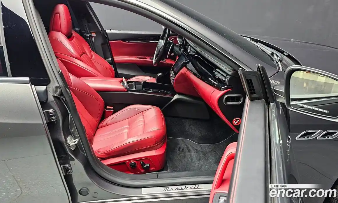 Maserati Quattroporte 2018 3.0 автомат (гидро), фото 13 Maserati Quattroporte 2018 3.0 автомат (гидро), фото 13
