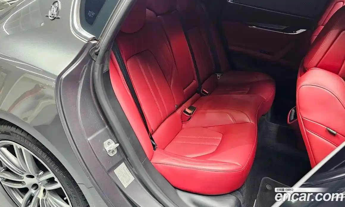 Maserati Quattroporte 2018 3.0 автомат (гидро), фото 17 Maserati Quattroporte 2018 3.0 автомат (гидро), фото 17