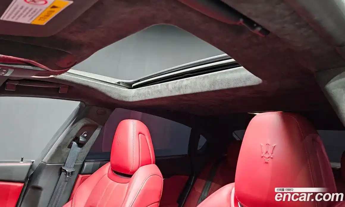 Maserati Quattroporte 2018 3.0 автомат (гидро), фото 30 Maserati Quattroporte 2018 3.0 автомат (гидро), фото 30