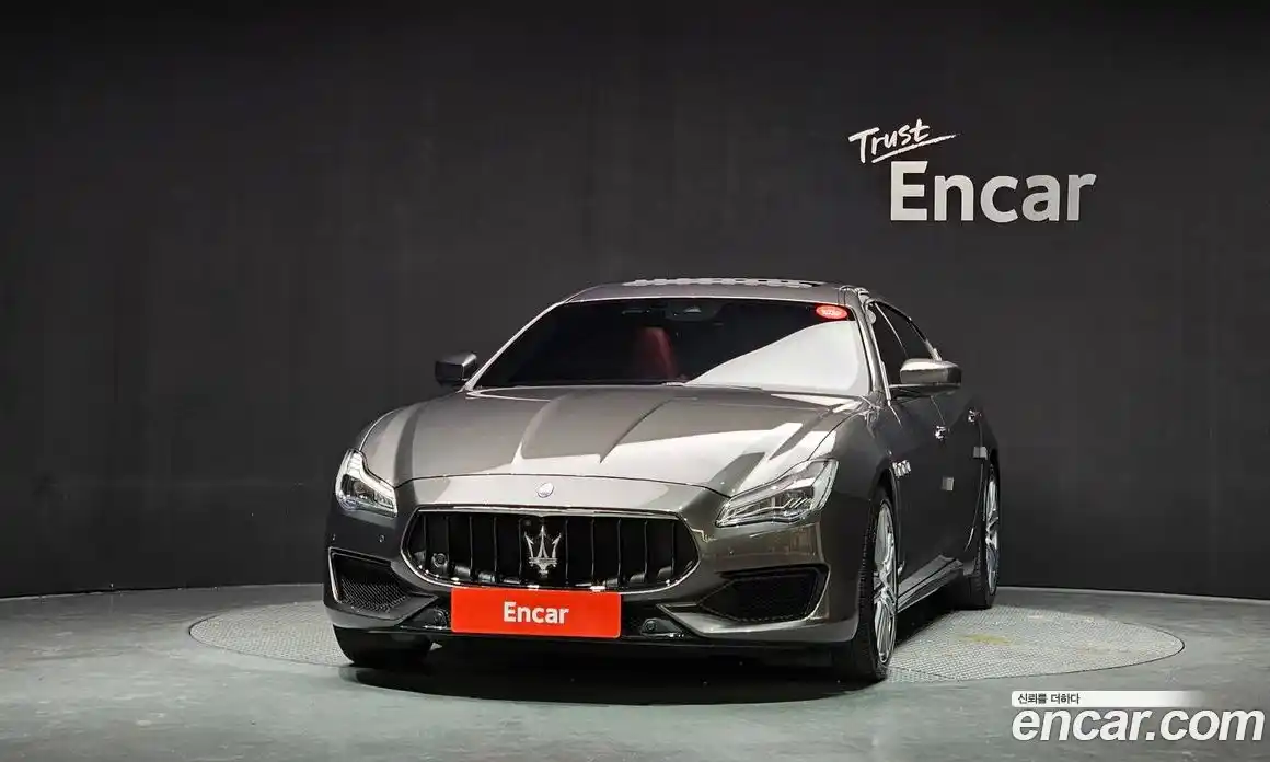 Maserati Quattroporte 2018 3.0 автомат (гидро), фото 3 Maserati Quattroporte 2018 3.0 автомат (гидро), фото 3