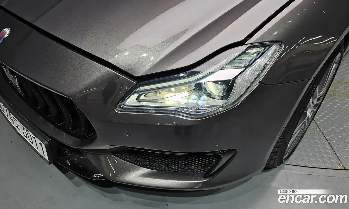 Maserati Quattroporte 2018 3.0 автомат (гидро), фото 8 Maserati Quattroporte 2018 3.0 автомат (гидро), фото 8