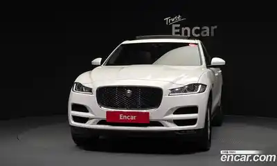Jaguar F-Pace 2017 2.0 автомат (гидро), миниатюра 3 Jaguar F-Pace 2017 2.0 автомат (гидро), миниатюра 3