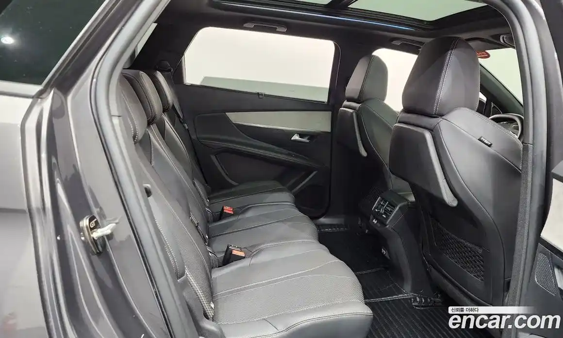 Peugeot 5008 2022 1.2 автомат (гидро), фото 27