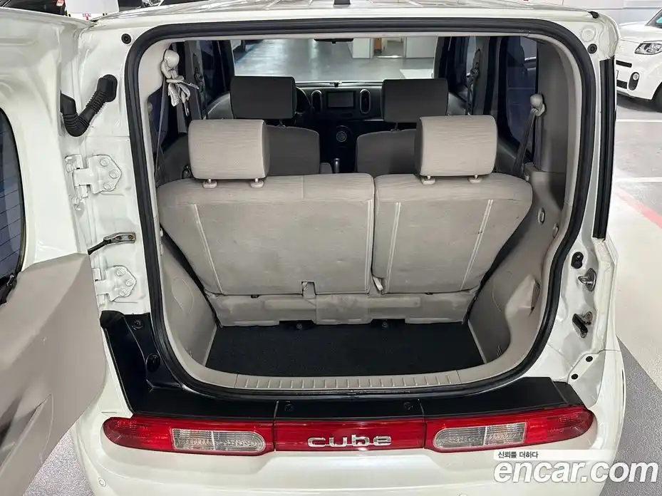 Nissan Cube 2011 1.8 автомат (гидро), фото 18 Nissan Cube 2011 1.8 автомат (гидро), фото 18