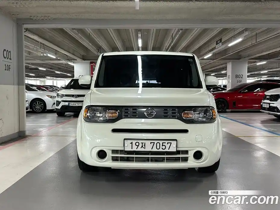 Nissan Cube 2011 1.8 автомат (гидро), фото 2 Nissan Cube 2011 1.8 автомат (гидро), фото 2