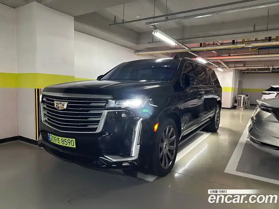 Cadillac Escalade 2021 6.2 автомат (гидро), фото 1 Cadillac Escalade 2021 6.2 автомат (гидро), фото 1