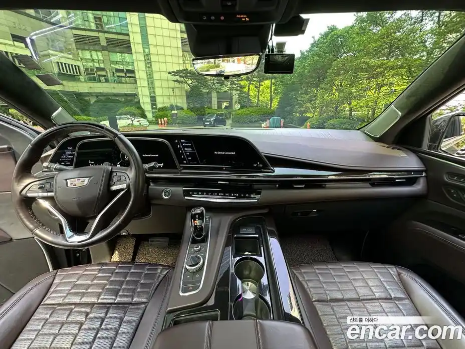 Cadillac Escalade 2021 6.2 автомат (гидро), фото 7 Cadillac Escalade 2021 6.2 автомат (гидро), фото 7