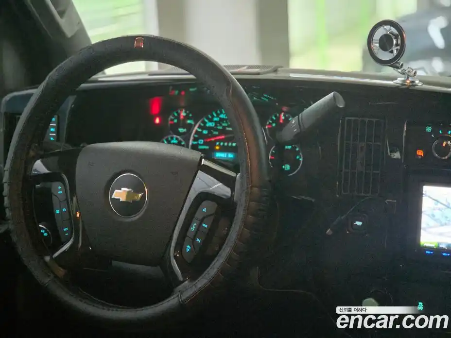 Chevrolet Express Van 2016 6.0 автомат (гидро), фото 9