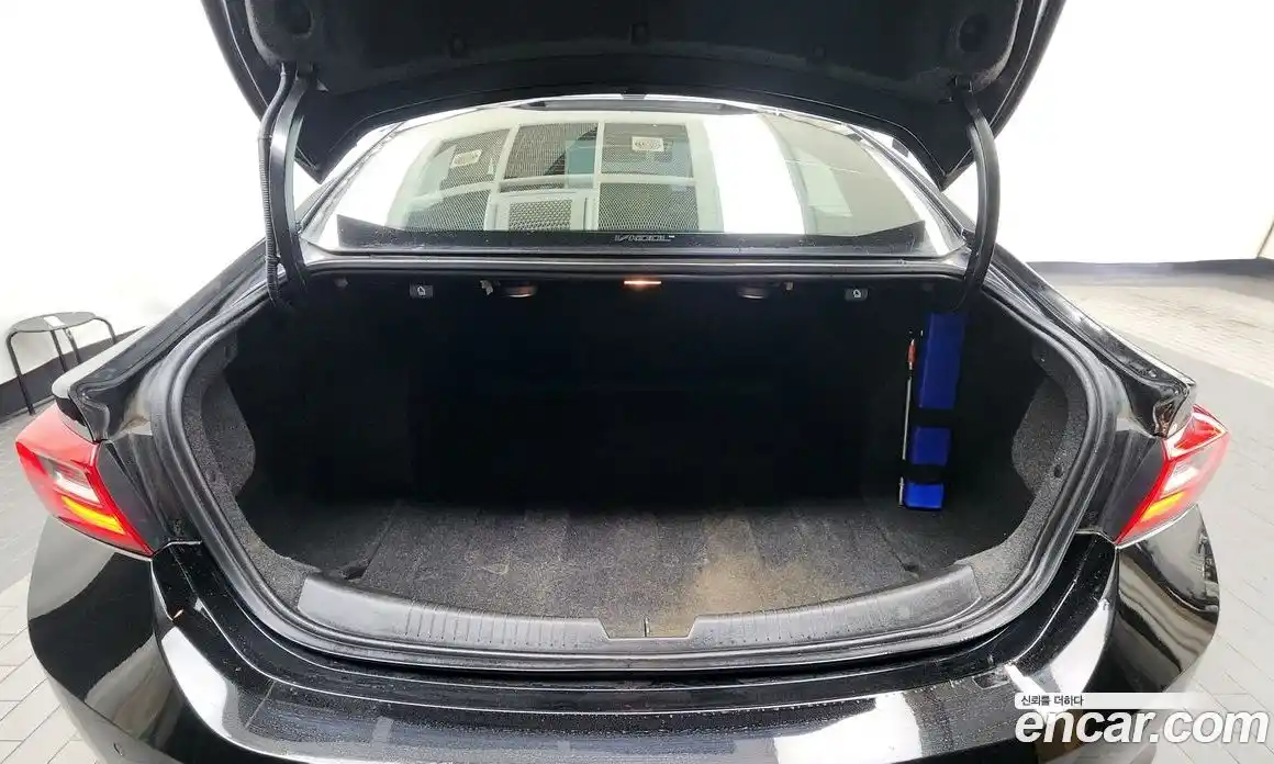 Chevrolet Malibu 2017 2.0 автомат (гидро), фото 20