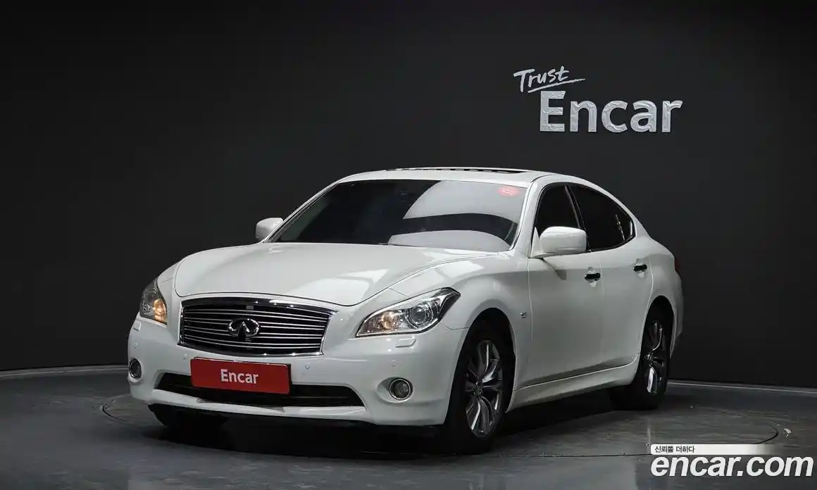 Infiniti M 2013 3.7 автомат (гидро), фото 1 Infiniti M 2013 3.7 автомат (гидро), фото 1