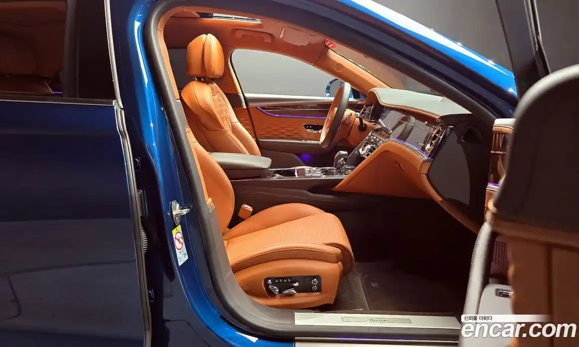 Bentley Flying Spur 2023 4.0 автомат (гидро), фото 10 Bentley Flying Spur 2023 4.0 автомат (гидро), фото 10