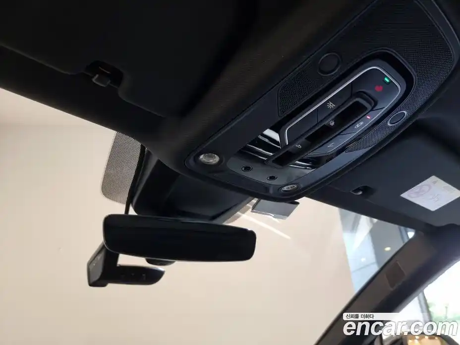 Audi Q8 2024 3.0 автомат (гидро), фото 15