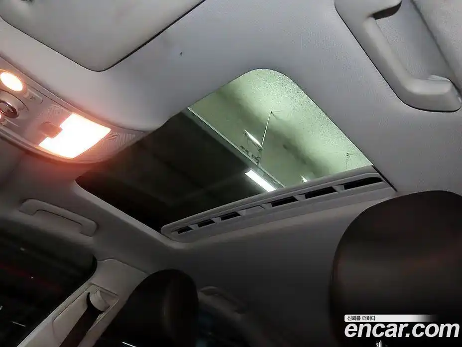 Audi A4 2009 2.0 автомат (гидро), фото 15