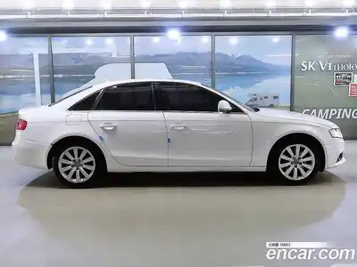 Audi A4 2009 2.0 автомат (гидро), миниатюра 2