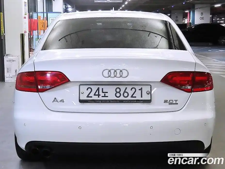 Audi A4 2009 2.0 автомат (гидро), фото 4
