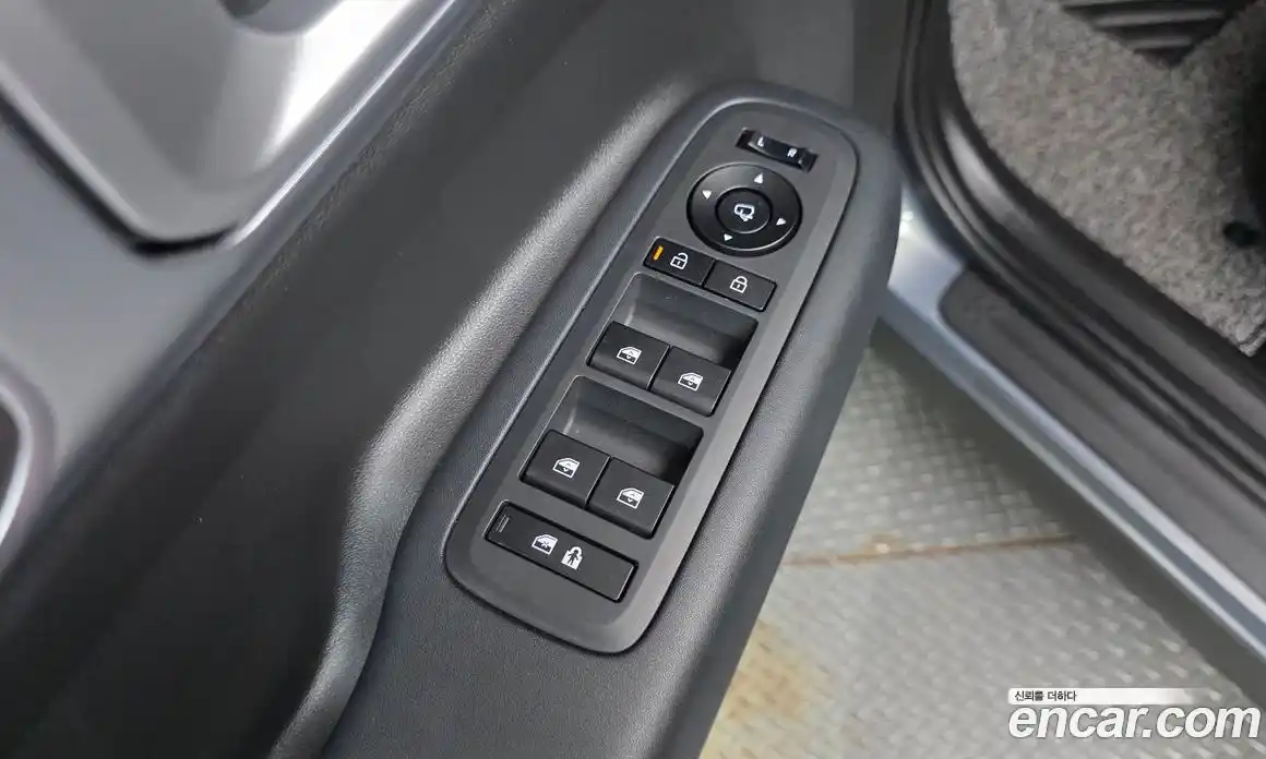 Hyundai Santa Fe 2024 2.5 автомат (гидро), фото 17