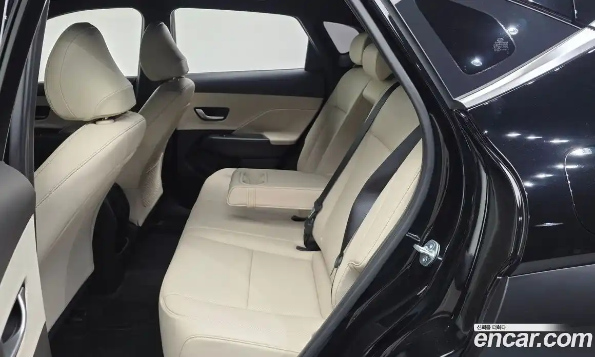 Hyundai Kona 2023 1.6 автомат (гидро), фото 12