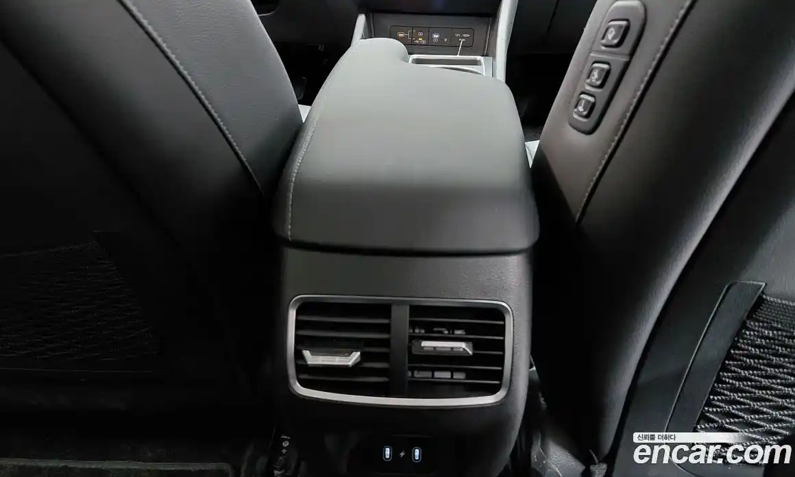 Hyundai Sonata 2024 2.0 автомат (гидро), фото 28